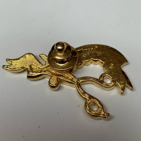 Avon Pin Hairdresser - Picture 7 of 16